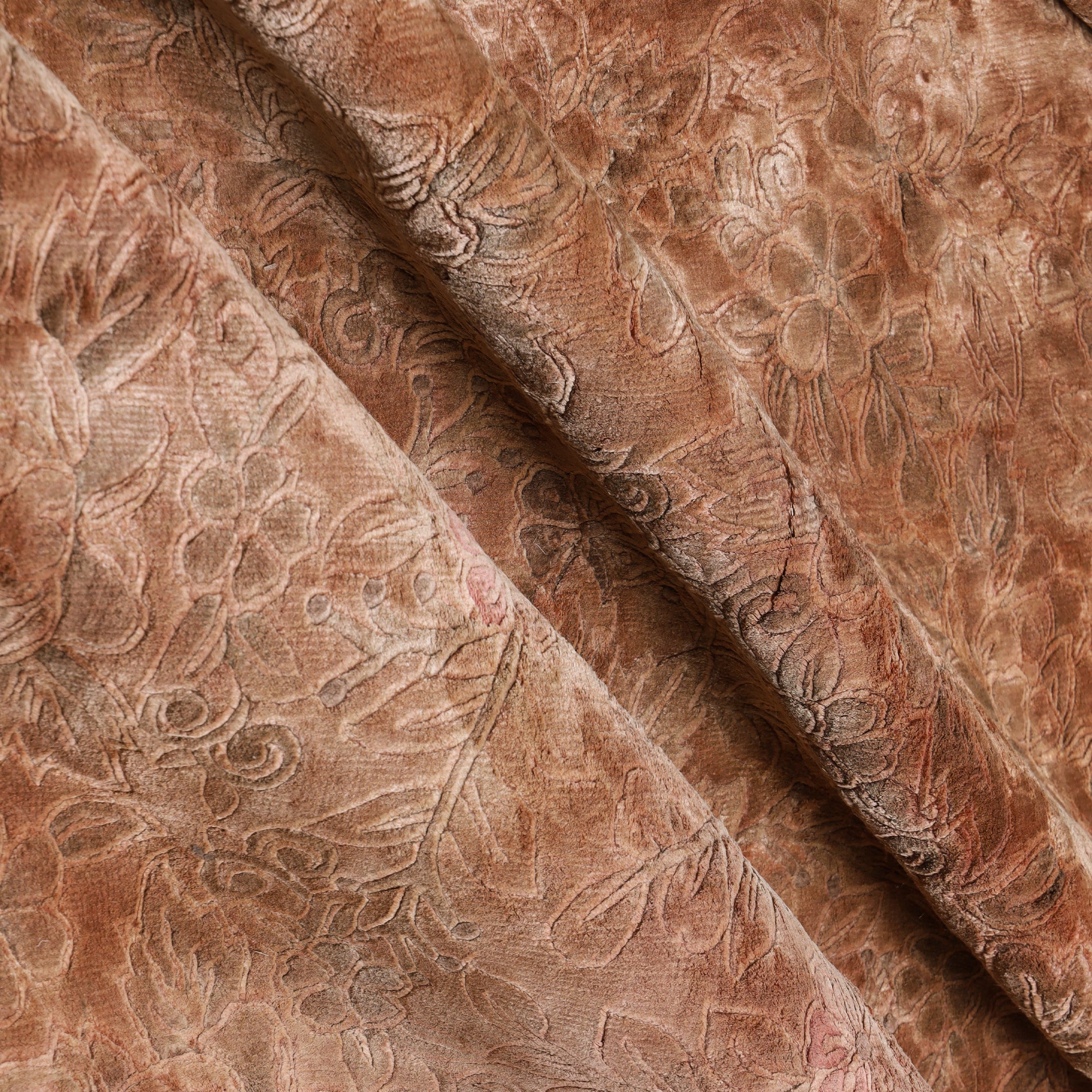 Desert Ember Chobi